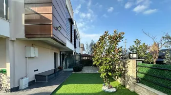 Five bedroom Urla spacious family villa in Izmir